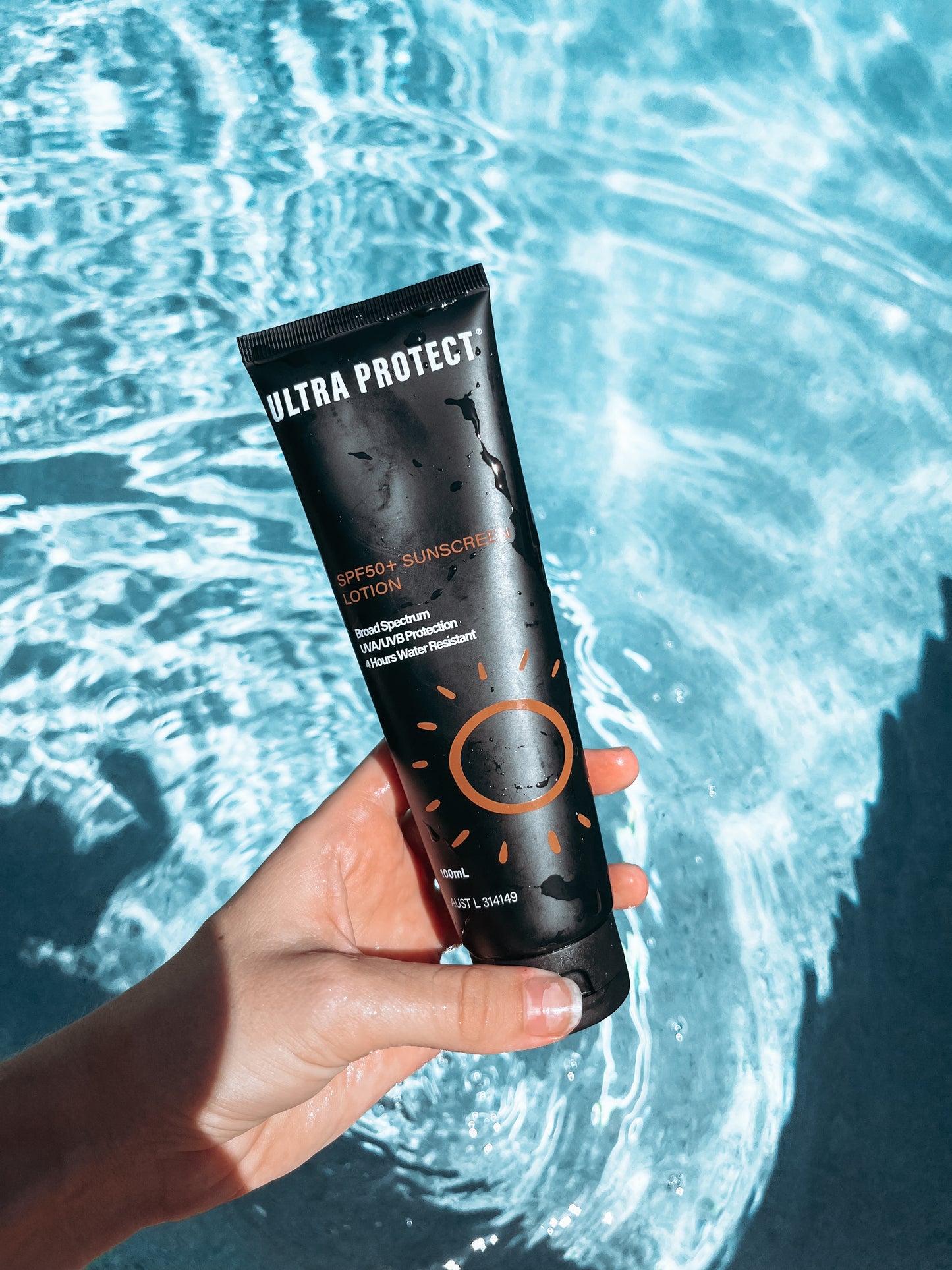 Sunscreen Tube, 100mL SPF50.